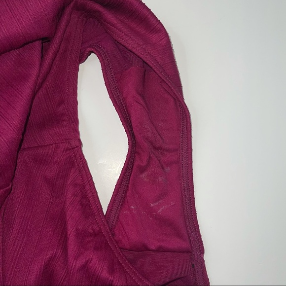 NEW Sea Level Belted Wireless One-piece Swimsuit In Ruby - Picture 13 of 16